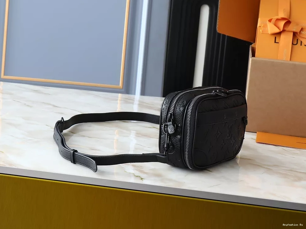 Messenger Louis Bags Unisex StreetReady Vuitton For 3624 0505